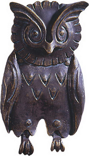 buho en metal, pl�stico formado
