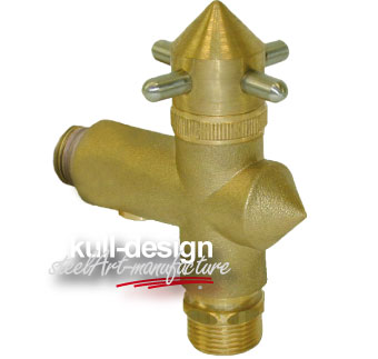 Brass faucet for the garden - a real designer piece