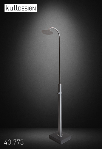 Design garden shower in stainless steel matt satin-aged with removable round shower arch.